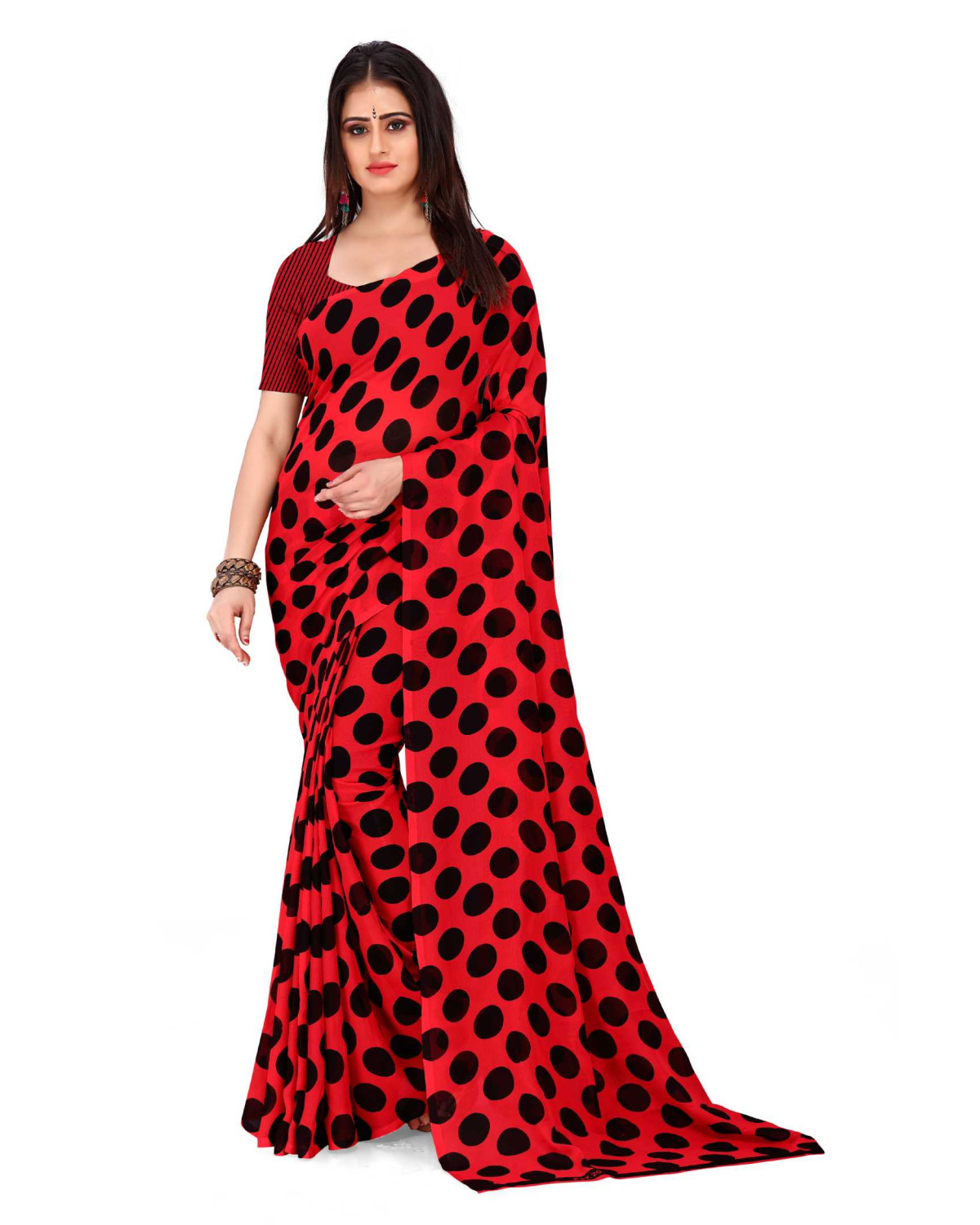 Buy Red Sarees for Women by AARRAH Online | Ajio.com